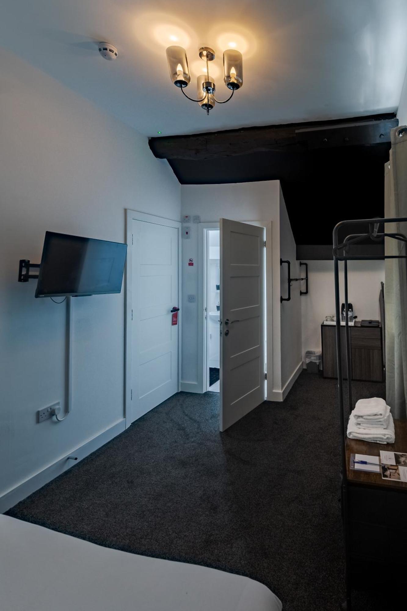 Stay Hub City Centre - Self Check-In Birmingham Room photo
